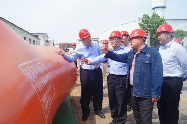 卸料裝置詳細參數(shù)表